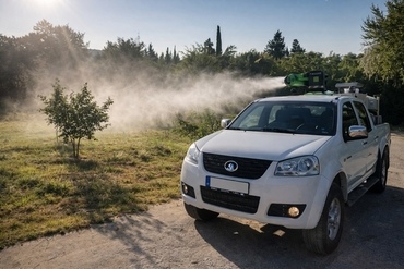 Професионална дезакаризация срещу кърлежи на тревни площи и зелени зони